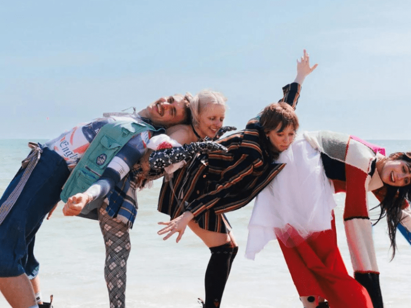 FIZZ- New Band, Familiar&nbsp;Faces